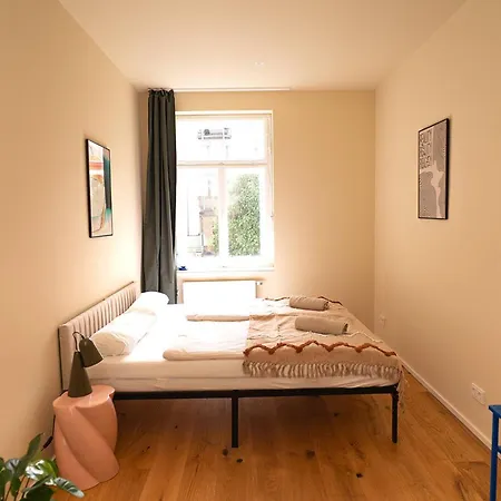 Apartamento Hinterhaus Traeumchen Auf Der Karl-liebknecht In Leipzig