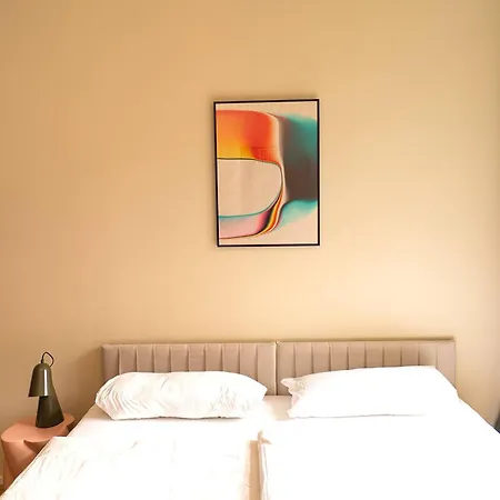 Hinterhaus Traeumchen Auf Der Karl-liebknecht In *